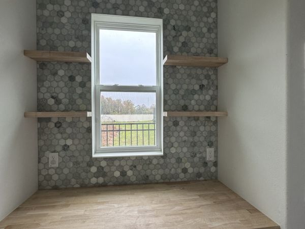 Built-in Shelving & Butcher Block